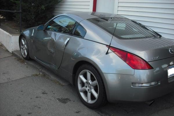 2003 Nissan 350Z, left side hit. Before.