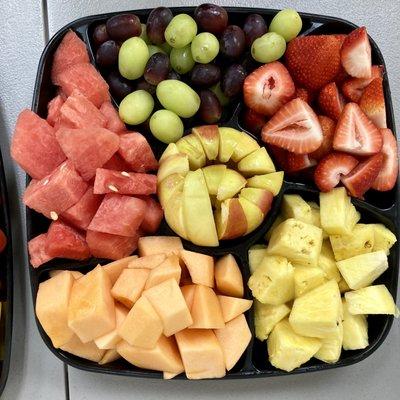 Publix Deli Fresh Fruit Platter, Small  $25.99