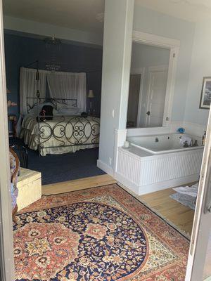 Room and soaking tub