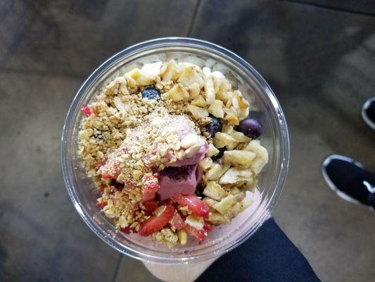 Acai bowl