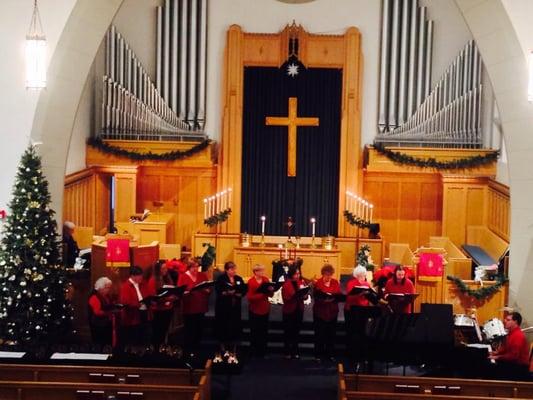 Amazing view inside the Lafayette First Christian Church