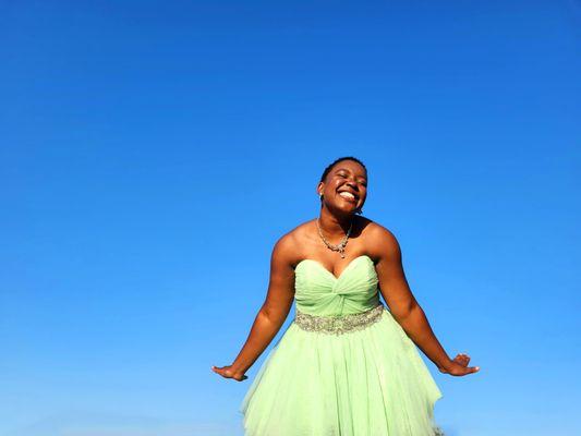 Lime green tulle strapless sweetheart homecoming dress, jeweled belt.