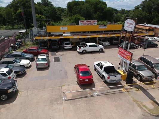 Aerial view of Armando's shop.