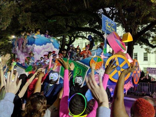 "Trivial Pursuit" float at the MOT parade