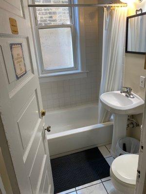 Bathroom for 3A