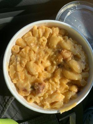 Old Mac slap a cheese.