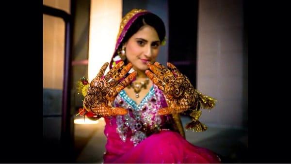 My mendhi look!!! Henna, makeup, hair, dupata setting!!!