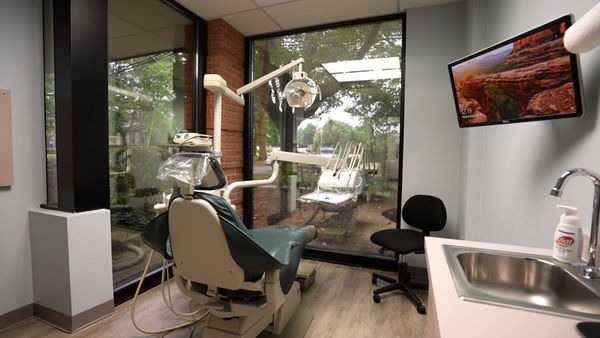 At the Center for Aesthetic & Comprehensive Dentistry, Dr. David Wohl and his expert team aim to empower patients in the Fair...