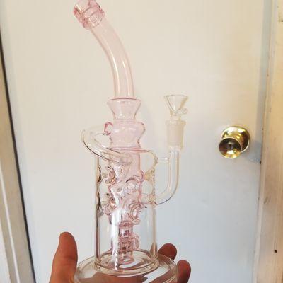 Girlfriends water pipe