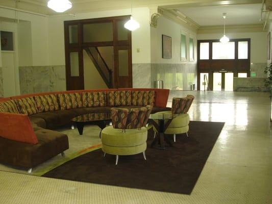 The lobby of Historic City Hall Lofts