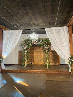 Ceremony arch