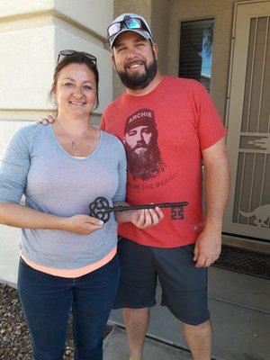 Another happy couple on their recent purchase through American Allstar Realty. Congratulations Rachel & Jason!