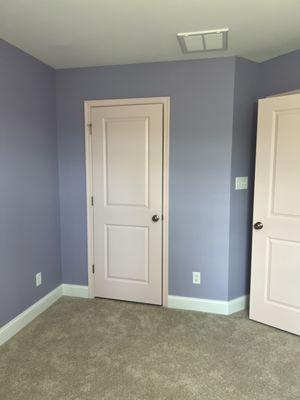 Trim SW Emerald Semi gloss Charming Pink SW 6309  
Walls SW Cashmere Eggshill Noble Purple S560-3 Behr