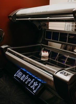 Matrix tanning bed