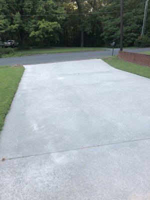 Clean Driveway.