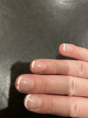 5 of my fingers have chipped gel polish 10 days post gel manicure.