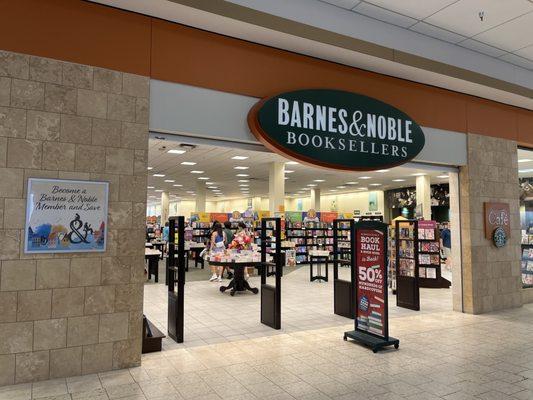 Barnes & Noble Booksellers