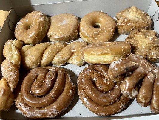 Glaze, Twist, Glaze-fill, Buttermilk, Cinnamon Rolls and Bear Claw.