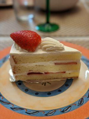 Strawberry cake