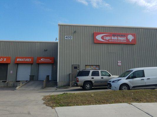 Storefront open to public as well on I-35 north just before sammc