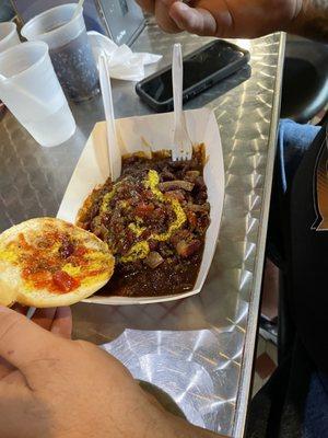 Chili burger