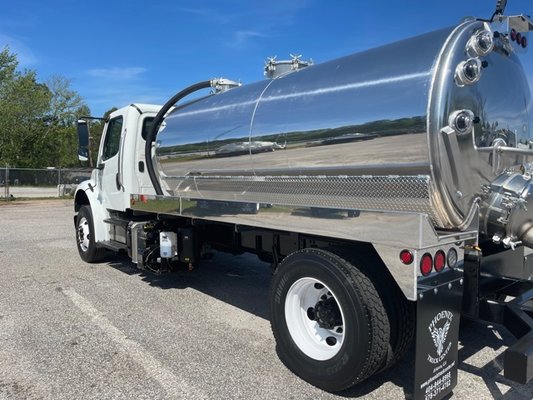 2500 gallon aluminum vacuum truck for sale at phoenix truck center atlanta georgia