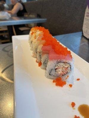 Rainbow Roll w/masago