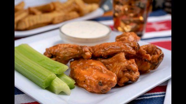 (6 pc.) Juicy, tender wings and drums tossed in your choice of wing sauce. Served with fries, crisp celery sticks & your choice of dressing.