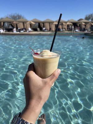 Piña colada poolside