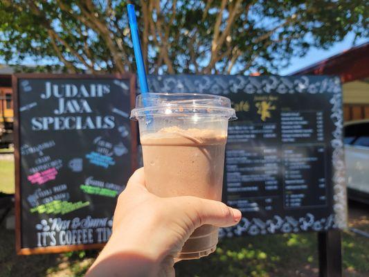 I had the Java Chip Frapp on a hot day in TX and this drink sure hit the spot!