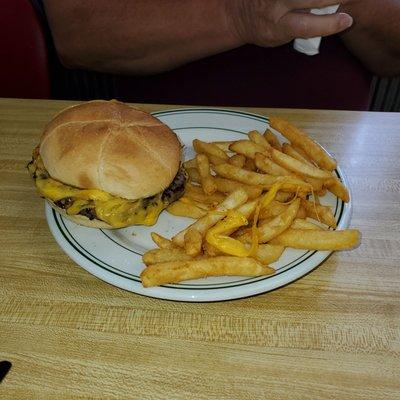 Cheeseburger and fries.