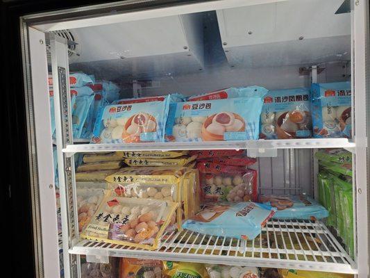 Frozen buns, fish balls