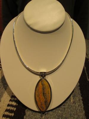 bumblebee jasper