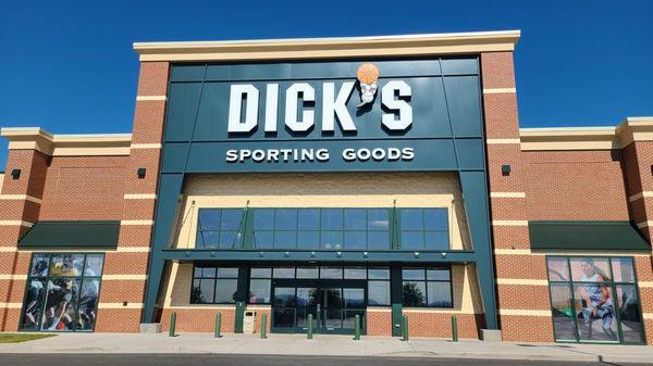 DICK'S Sporting Goods