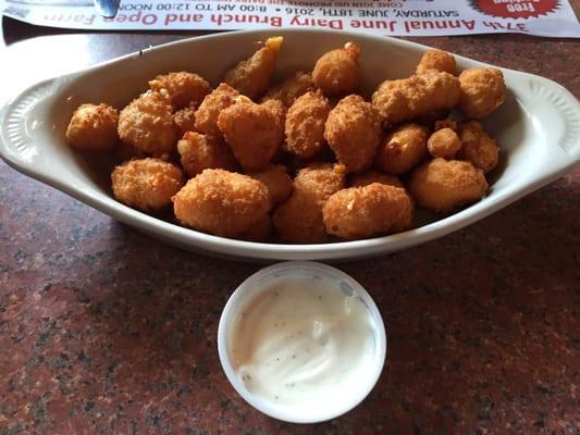 Fried cheese curds