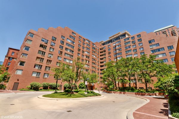 801 S Plymouth Ct # 712, Chicago, IL South Loop 2 bedroom 2 bath with fabulous upgrades available now $ 315K