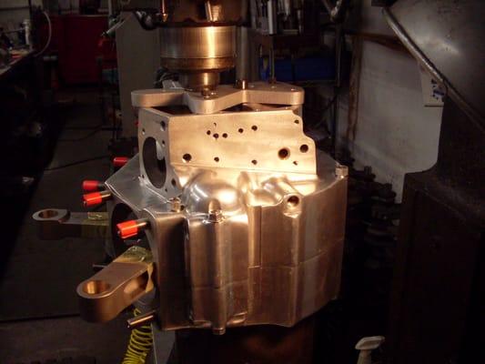 144 CID SHOVEL GETS MACHINED LATE JOHN HARMON BIG BORE CASES