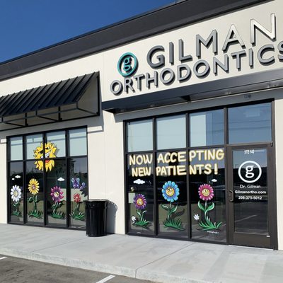 Summer break is a great time to schedule your free consultation for braces and aligners with Dr. Gilman!