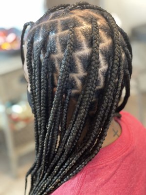 Knotless braids