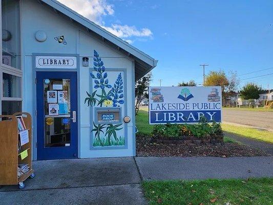 Lakeside Public Library