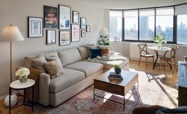 Earth tones & sanctuary vibes in this mid-town high rise