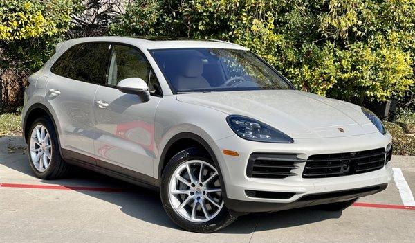 2021 Porsche Cayenne with XPEL ULTIMATE PLUS paint protection film.