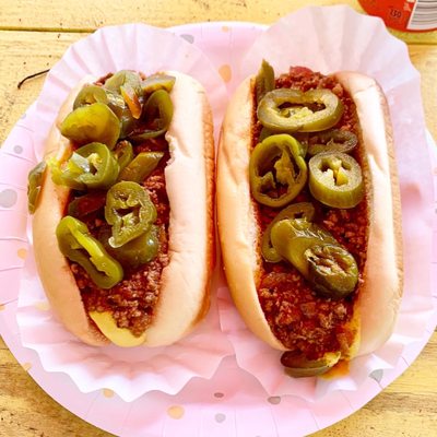 Delicious hot dogs but two hot dogs with homemade chili and canned jalapeños for almost 10 bucks after tax is too expensive for me