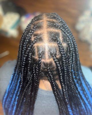 Medium Knotless Braids