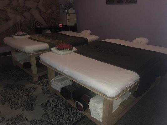 Couples massage room!!