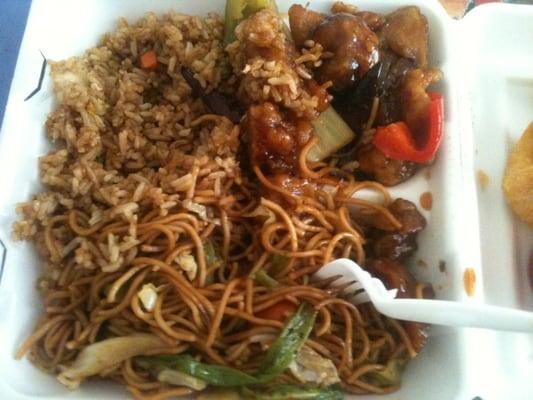 rice, lo mein and general tsos