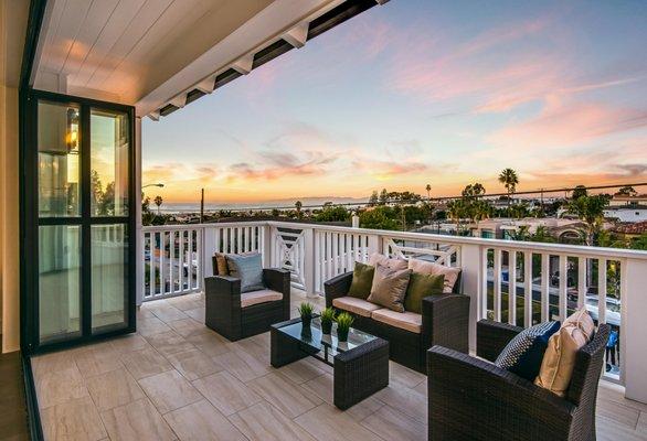 Hermosa Beach Single Family Home- Balcony with a View