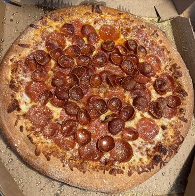 Pepperoni Magnifico Pizza