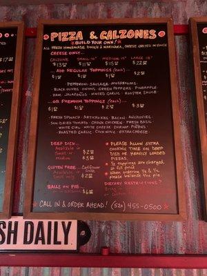 Pizza & Calzones (Gluten Free Options!!)