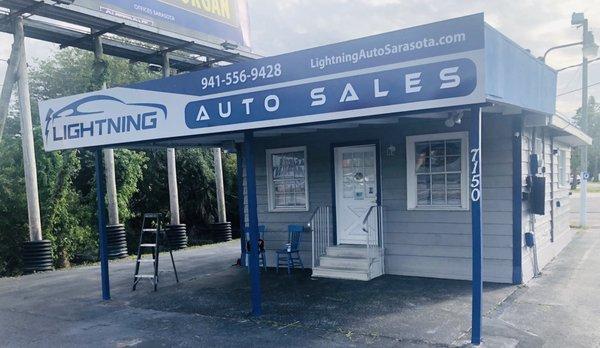 Lightning Auto Sales